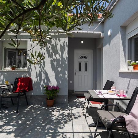 Apartments Roza ムリニ 部屋 写真