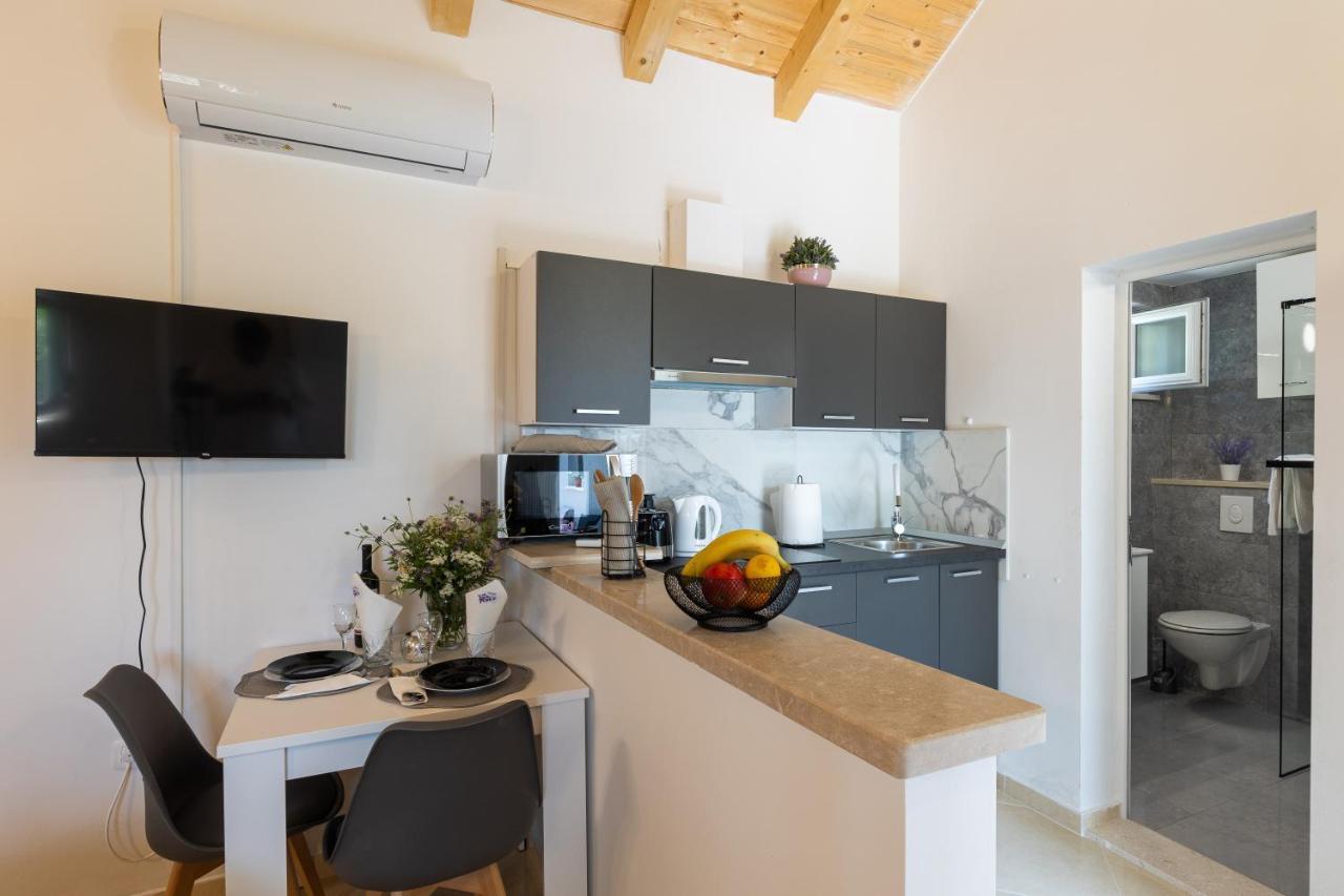 Apartments Roza ムリニ エクステリア 写真